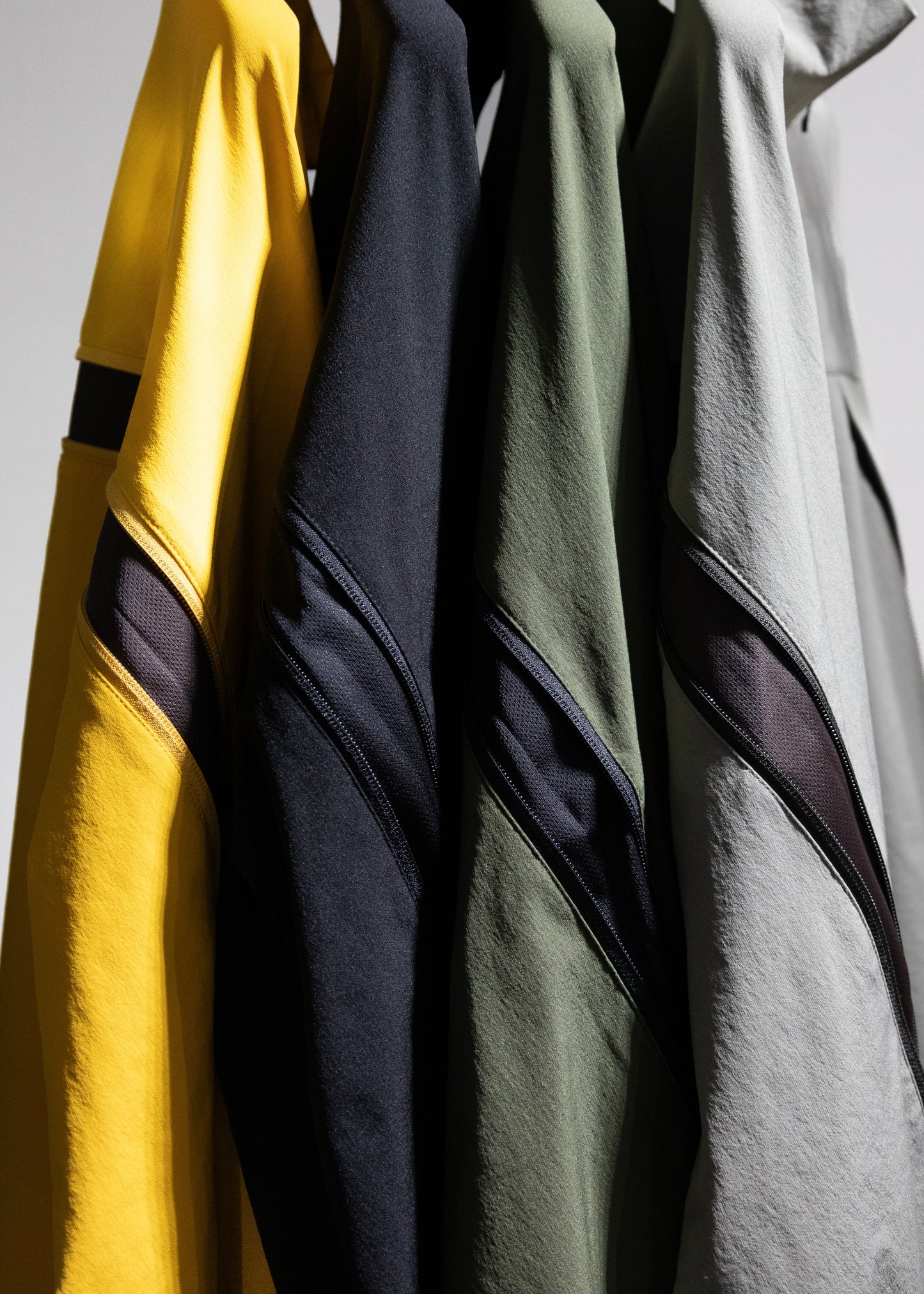 [ROTOL] TRANSFORM TECH TRACK PANTS