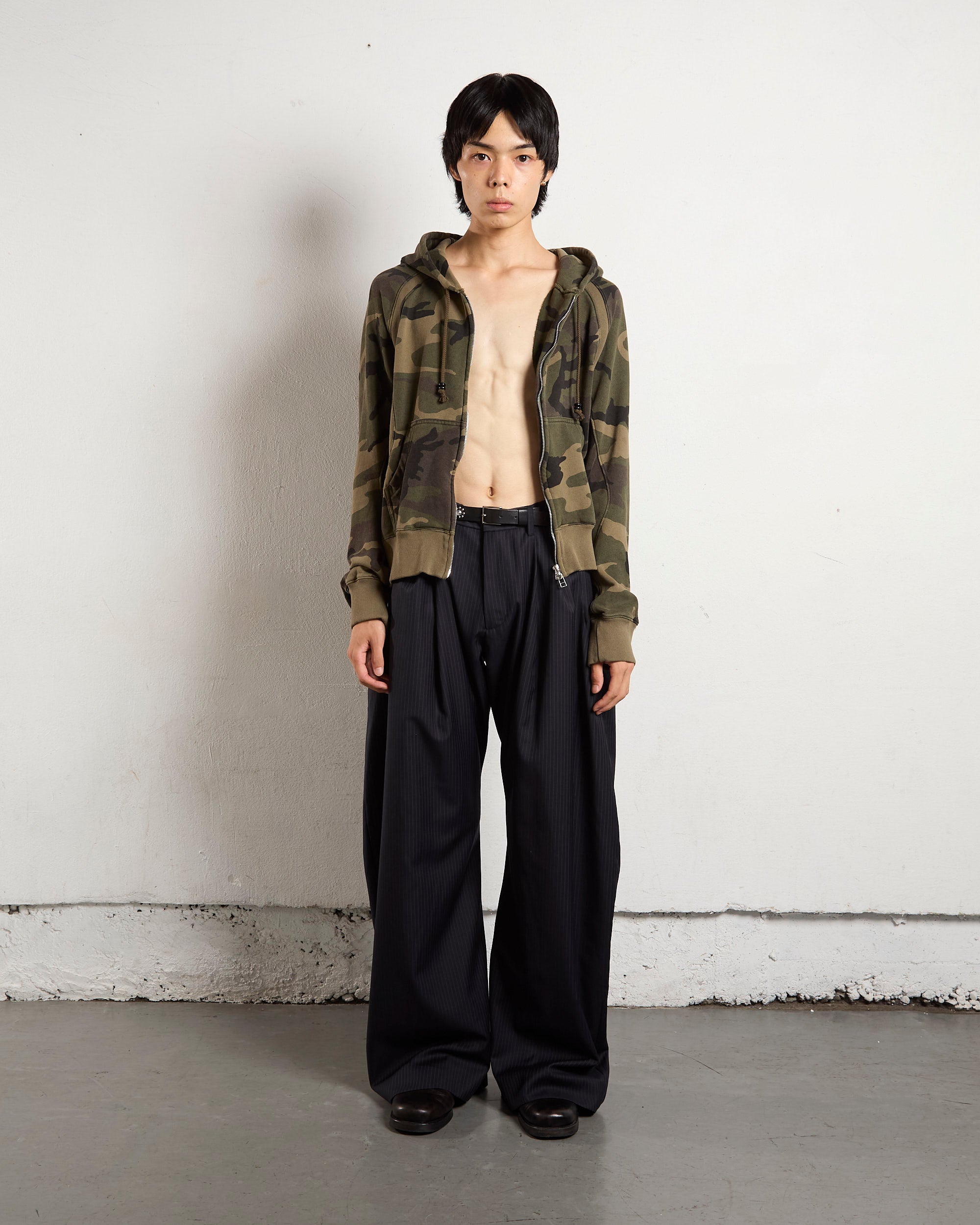 NVRFRGT（ネヴァーフォーゲット）PANELLED ZIP UP HOODIE WOODLAND