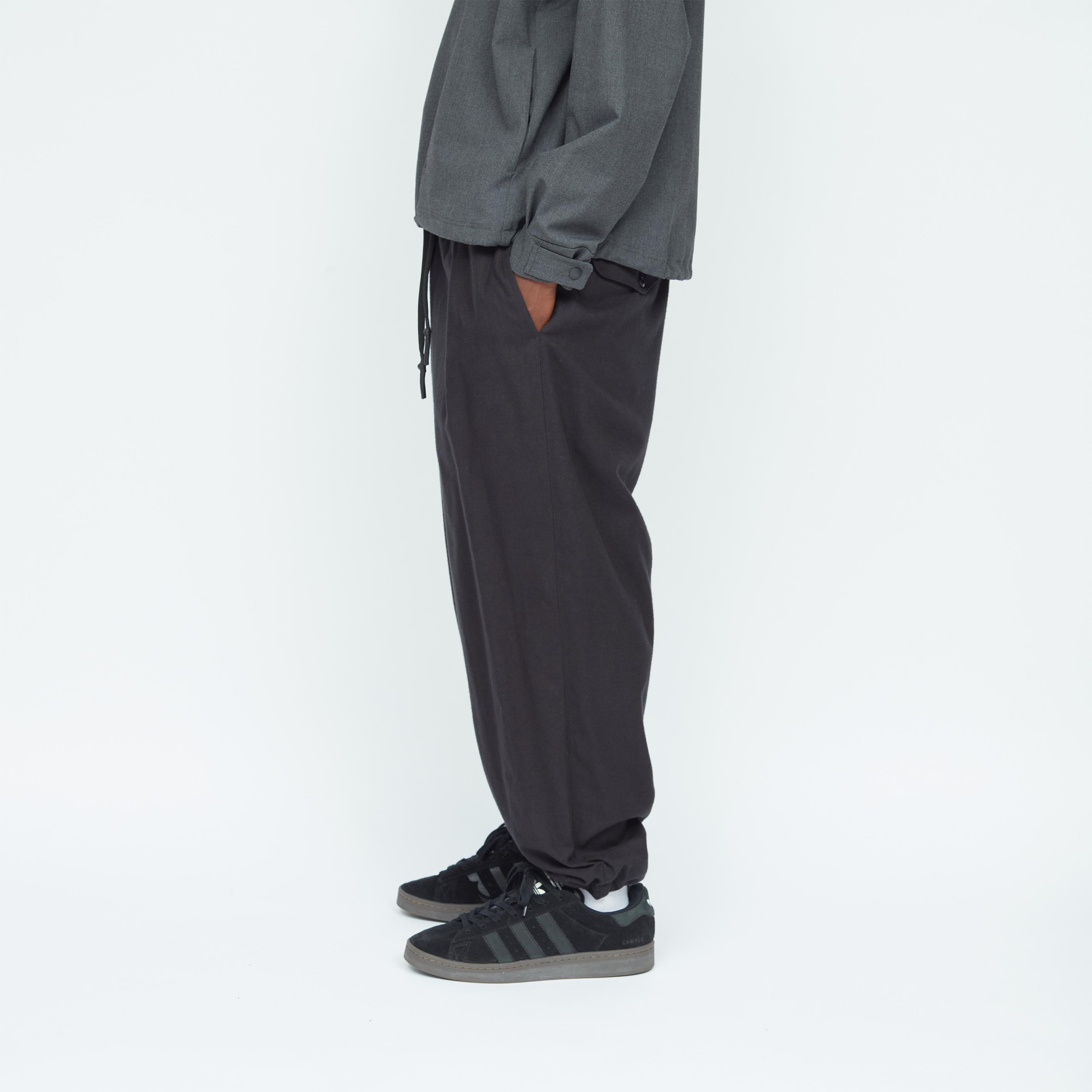 UNTRACE PAINTER TAPERED PANTS・DARK NAVY - tity