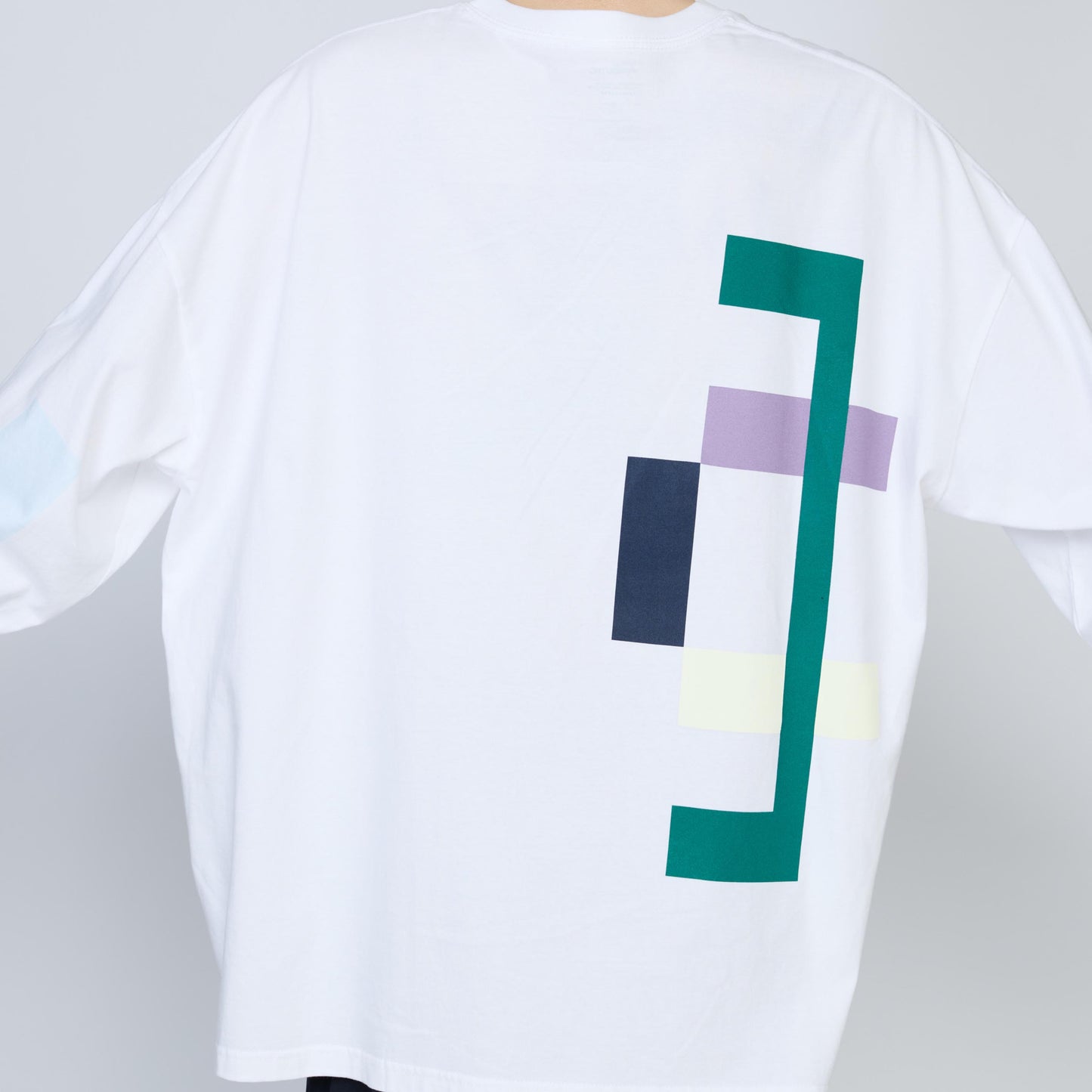 [UNTRACE] _214 / L/S Graphic tee_4