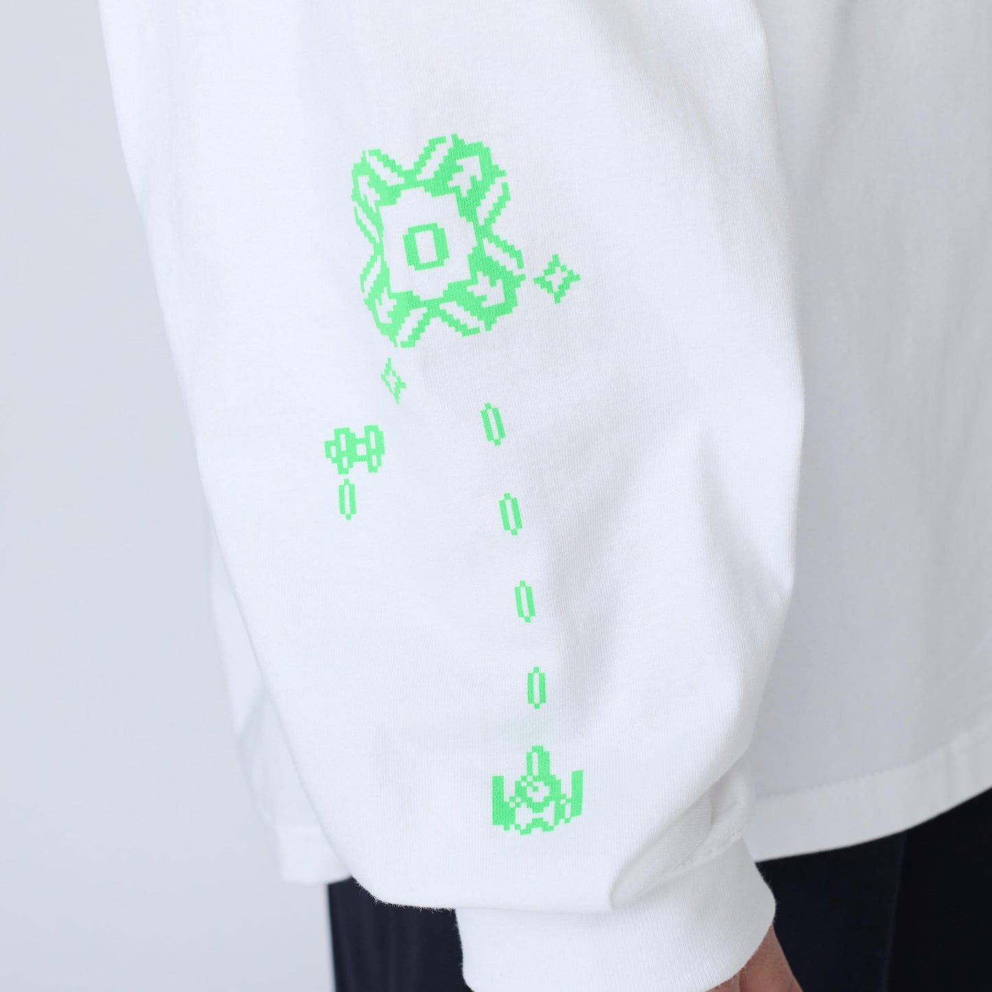 [UNTRACE] _213 / L/S Graphic tee_3