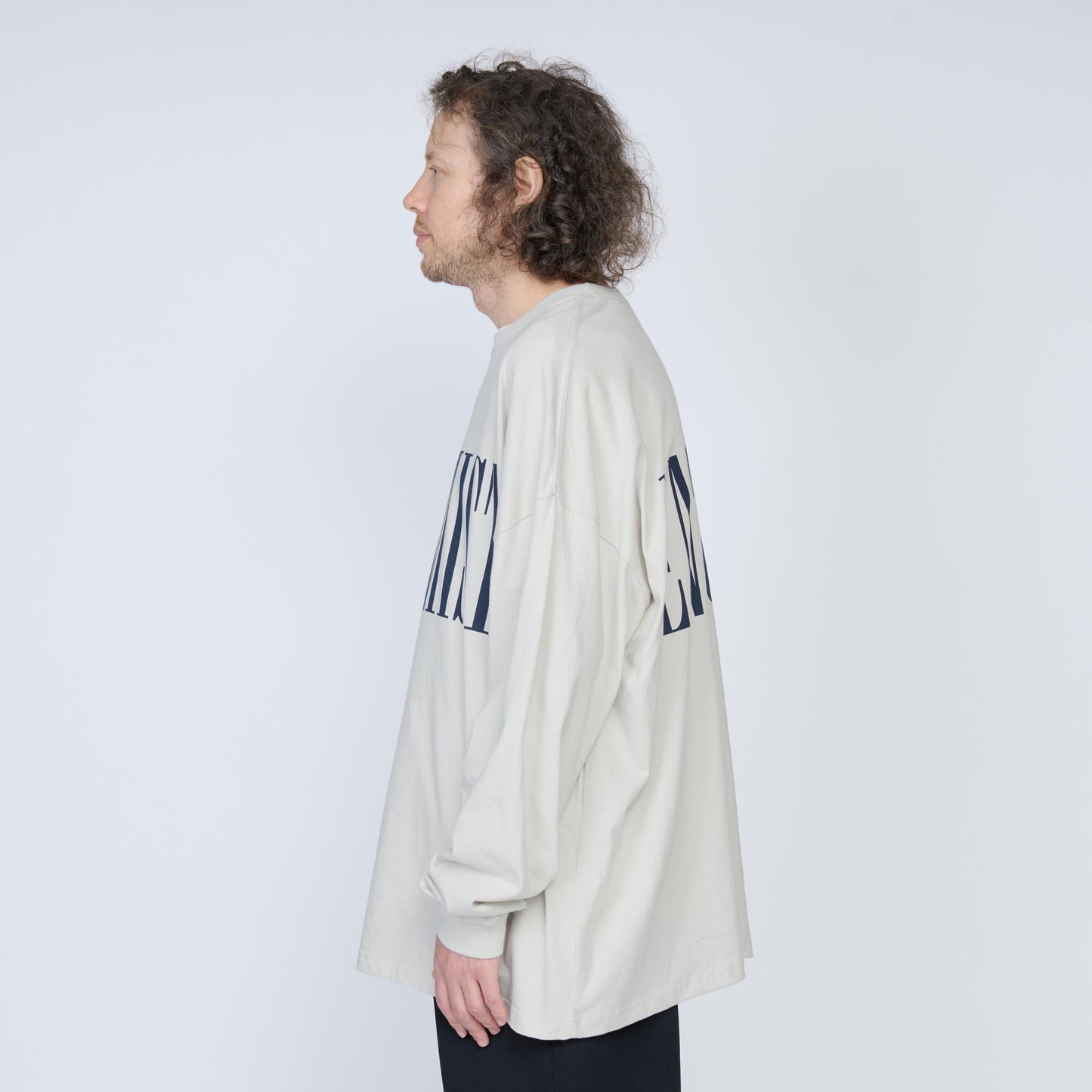 [UNTRACE] _212 / L/S Graphic tee_2