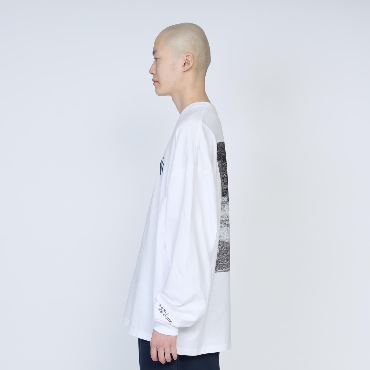 [UNTRACE] _215 / L/S Graphic tee_5