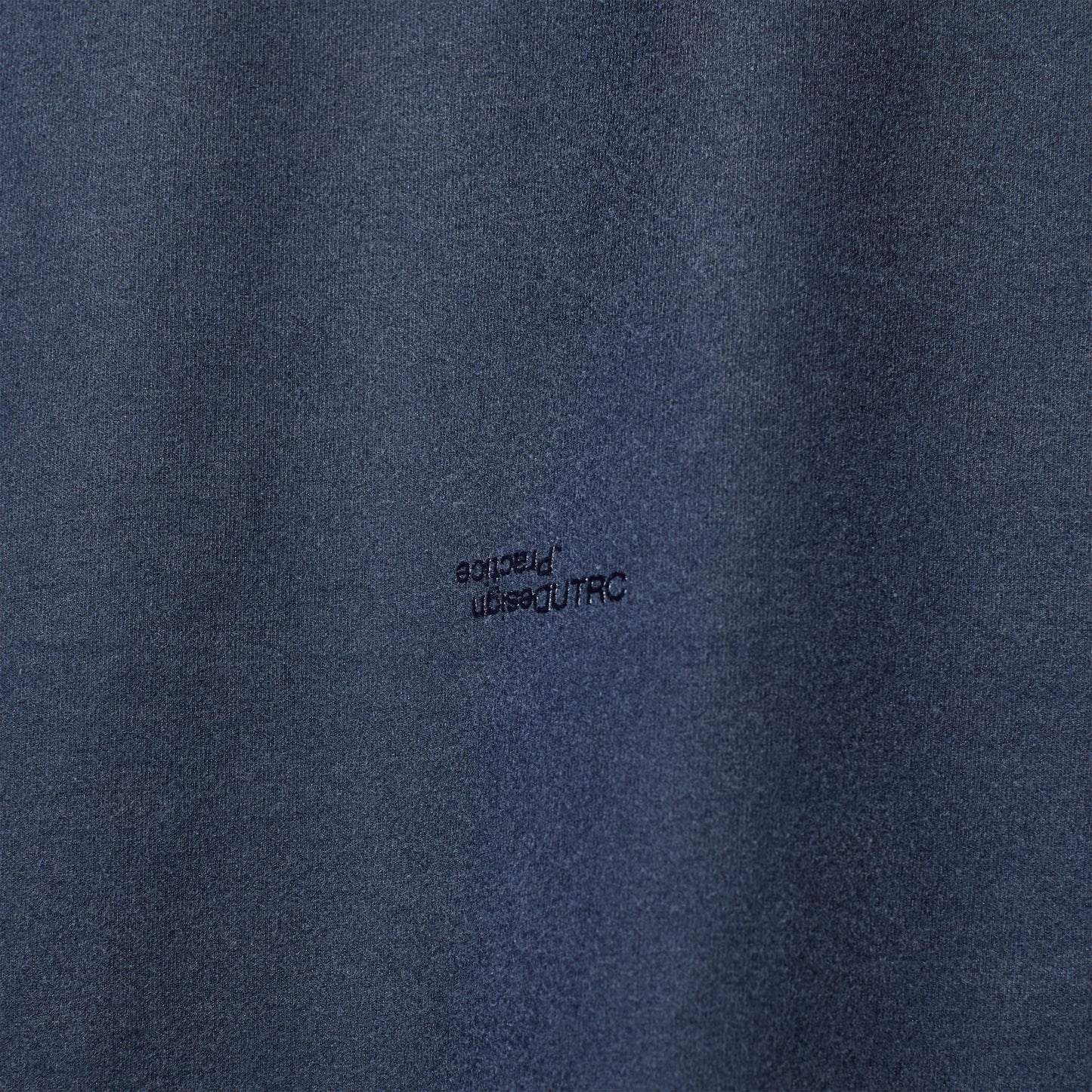 [UNTRACE] _217 / L/S Graphic tee_7